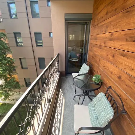 Apartament Bella 18 *