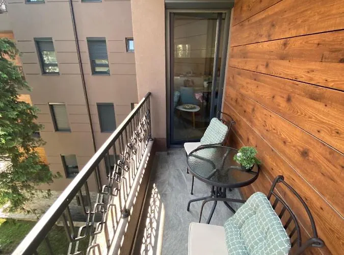 Apartment Bella 18 *